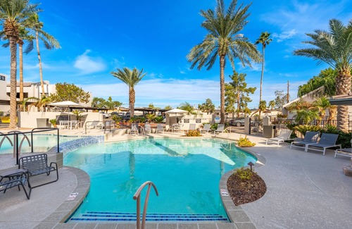 Cox Heights Apartment | Spacious Scottsdale Condo- 10 minutes away from PHO airport
