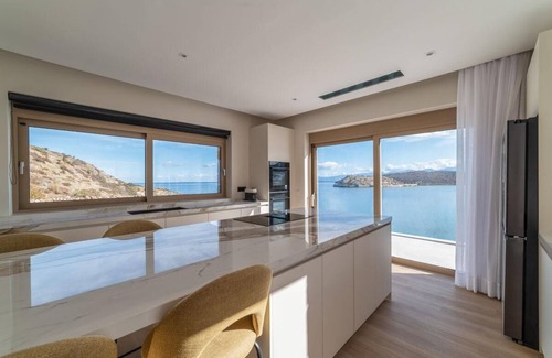 Kounelion Villa | Spacious Sea view Villa with private pool