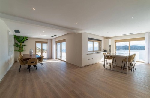 Kounelion Villa | Spacious Sea view Villa with private pool