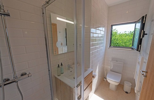 Serta Apartment | Spacious self catering 1-bedroom apartment in charming Serta.