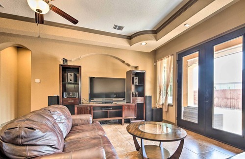 Schertz House | Spacious Selma Home w/ Movie Theater, Patio + Yard