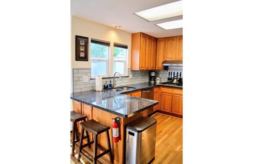 Myrtletown House | Spacious Sequoia Estate