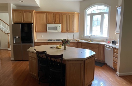 Lansdowne House | Spacious single family home!