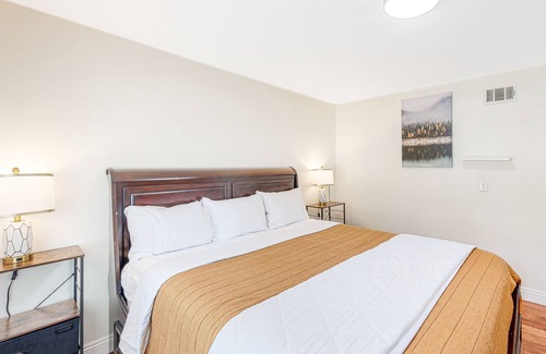 Goleta House | Spacious, single-level home with a large yard, gas fireplace, & washer/dryer