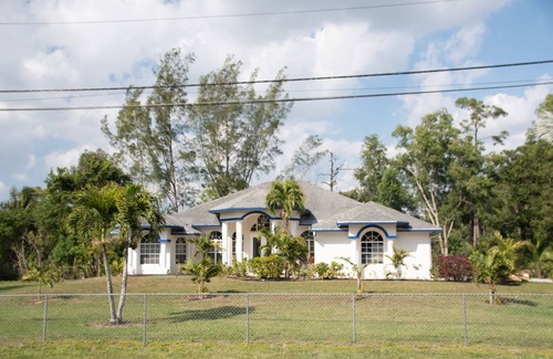 Hunt Club House | Spacious sized home for big family or groups. Peaceful, quiet and fully equipped