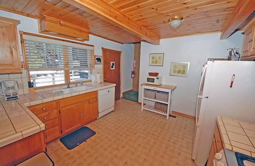 Montgomery Estates Cabin | Spacious Ski Cabin - Pet Friendly!