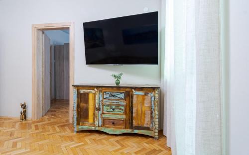Sofia Apartment | Spacious Sofia Condo - Philadelphia LOVE