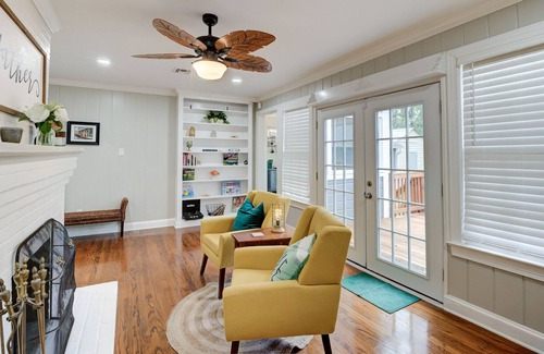 Caddo Heights-South Highlands House | Spacious South Highland Renovated Beauty with Hot Tub