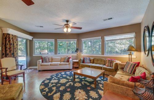 Southaven House | Spacious Southaven Home on 8 Acres with Private Pool