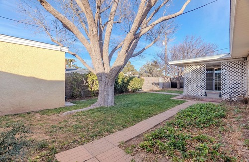 Portales House | Spacious Southwestern Style 3-Bedroom Home near ENMU/RGH
