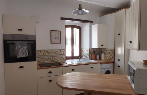 Rochegude House | Spacious stone built gite with stunning views of the Cevennes