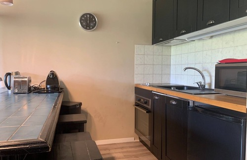 Pra Loup Apartment | Spacious Studio for 4/5 with Large South-Facing Balcony, Mountain View, Town Center - Pra Loup