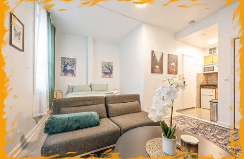 Midtown Apartment | Spacious Studio in Kips Bay!