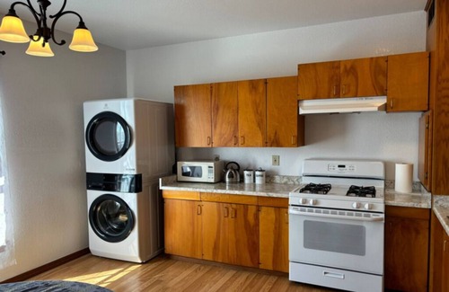 Downtown Apartment | Spacious Studio