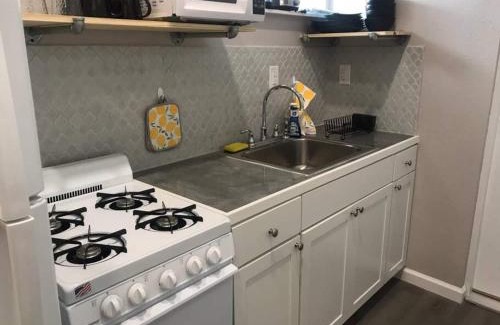 Alamedan Valley Apartment | Spacious Studionear Balloon Fiesta Park