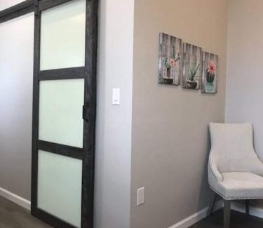 Alamedan Valley Apartment | Spacious Studionear Balloon Fiesta Park