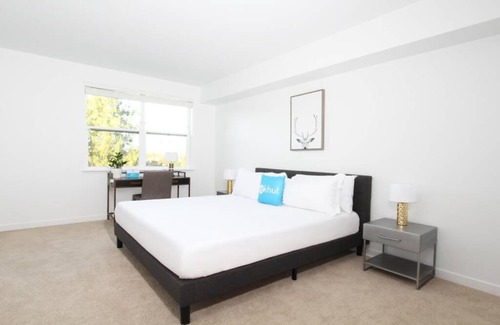 Morse Park Apartment | Spacious & Stylish Sunnyvale 3BR w/ King-Size Beds