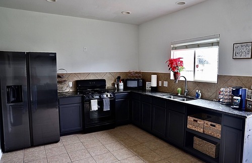 Houston House | Spacious & Stylish, Two-Story Home Near Willowbrook Mall.