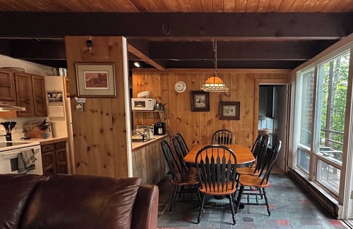 Waitsfield Ski Chalet | Spacious Sugarbush multi family cottage style chalet