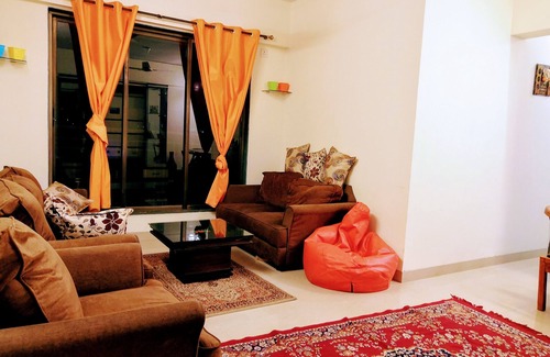 Dombivli East House | Spacious Suitable for 5-6 people near to airport
