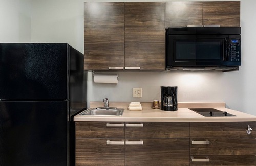 Randolph Center House | Spacious Suite Near Vermont Trails | Kitchen, Free Parking, Pet-Friendly Stay