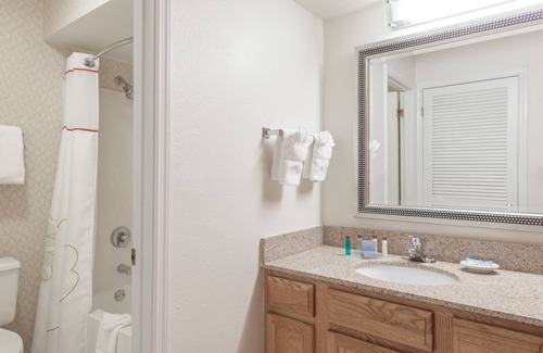 Maryland Heights Apartment | Spacious Suites for your long term needs