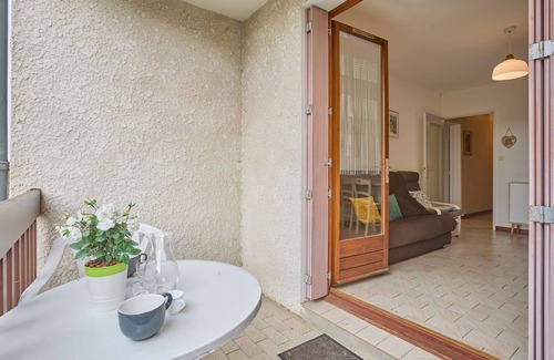 Barbotan-les-Thermes Apartment | Spacious T2 with balcony, parking and wifi in Barbotan