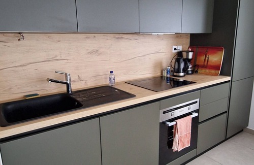 Croix-d'Argent Apartment | Spacious T3 new. elevator Balconies, basement parking, air conditioning, streetcar