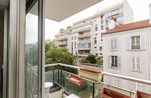Charenton-le-Pont Apartment | Spacious T3 With View In The Heart Of The City!