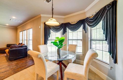 Sunnyvale House | Spacious Texas Retreat with Community Pool