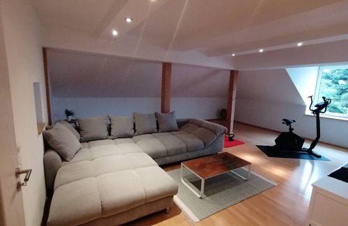 Passau Apartment | Spacious top-floor apartment in the suburban district of Grubweg