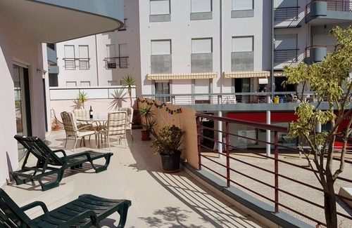 Lagos City Center Apartment | Spacious town centre apartment with large terrace
