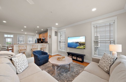West Ocean City House | Spacious Townhome | Pool | Bay Views | Shopping