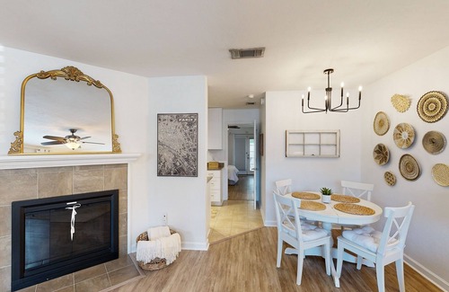 Tallahassee House | Spacious townhome with fenced yard, large patio, close to everything