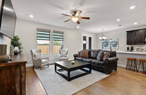 The Colony House | Spacious Townhouse, Furnished w/Attached Garage