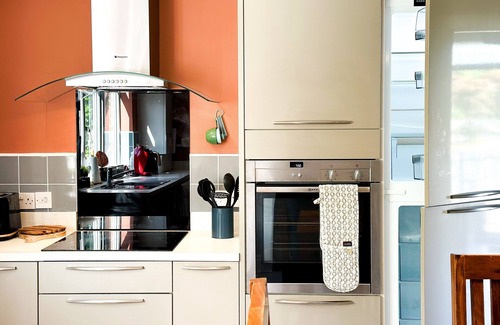 Leeds House | Spacious Townhouse ✹OFFERS ON LONG BOOKINGS ✹Business or Contractors✹