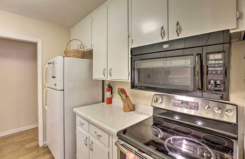 Tallahassee House | Spacious Tranquil and Cozy 4BDR HOME - FSU, TCC, FAMU