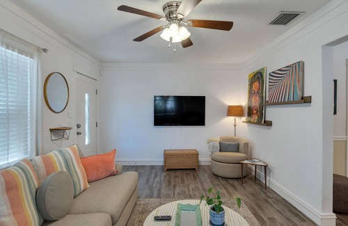 Riverside Heights House | Spacious & Tropical | Patio & Grill | Ace Location