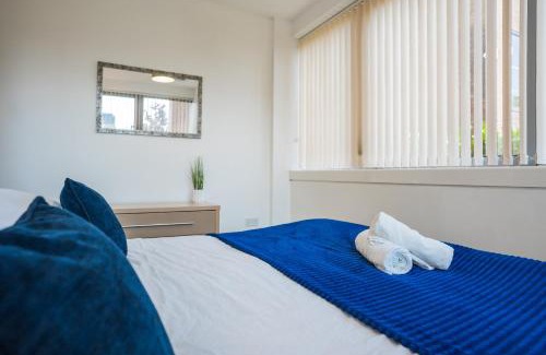 Central Milton Keynes Apartment | Spacious Two-Bedroom Apartment - Parking, 7 Mins from Station, Ideal for Business or leisure Stays By AV Hughes Properties