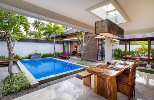 By Pass Ngurah Rai Villa | Spacious Two Bedroom Deluxe Villa in Jimbaran with a private pool