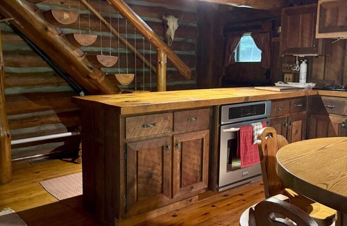 Clarion Cabin | Spacious, Unique Home