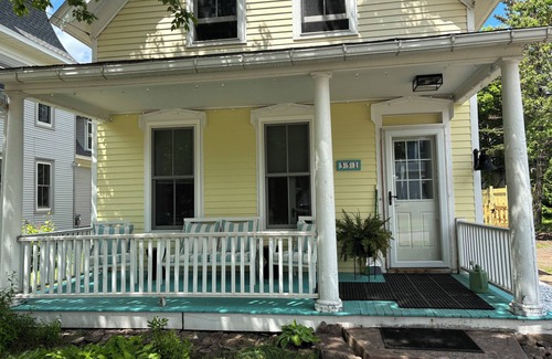 Marquette House | Spacious updated home near Lake Superior walk to restaurants, breweries, beach