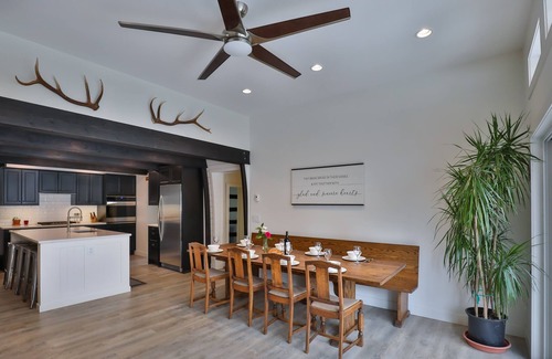 Southwest Mission House | Spacious Urban Cottage with Private Hot tub and Heated Salt Water Pool