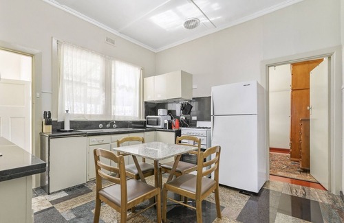 Coburg House | Spacious Urban Delight in Coburg