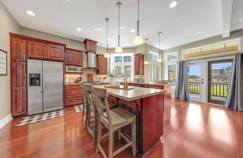 Westwood House | Spacious 5-bedroom house in gorgeous Bailey Creek