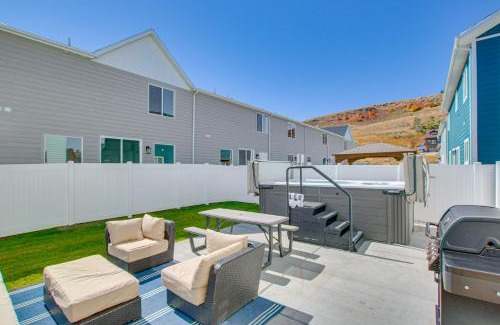 Garden City House | Spacious Utah Home with Hot Tub Less Than 1 Mi to Bear Lake!