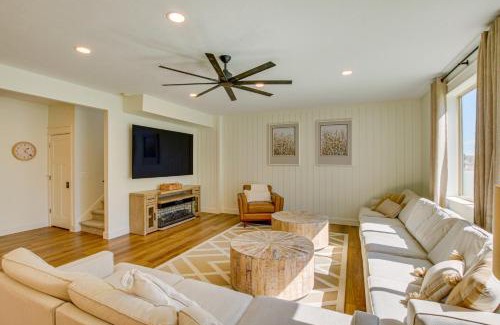 Garden City House | Spacious Utah Home with Hot Tub Less Than 1 Mi to Bear Lake!