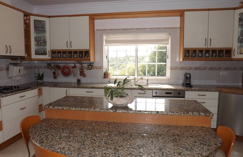 Pata de Cima Villa | Spacious V4 (-10p) with pool and garden