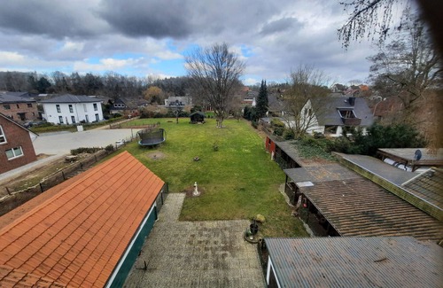 Raisdorf Cottage | Spacious vacation apartment in well-kept villa near Kiel