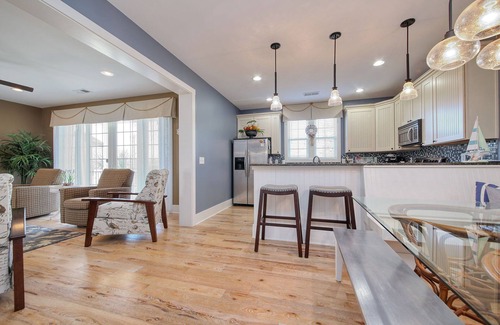 Garden City House | Spacious vacation home, close to beach. Great Location and Amazing views.